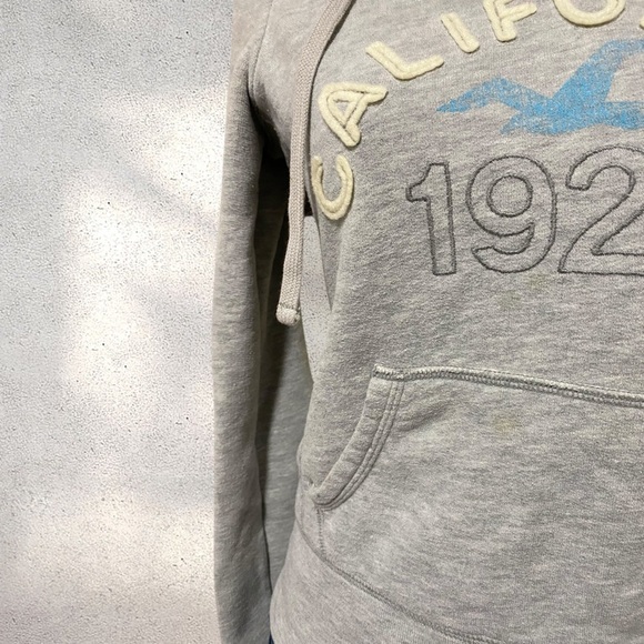 Vtg Hollister Co. Grey Hoodie - Picture 4 of 4